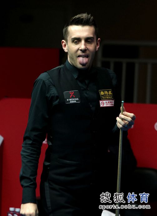 门将带伤上 门将带伤上