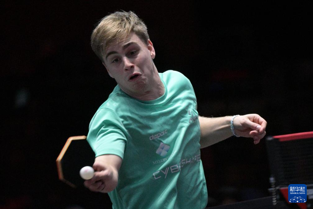 验球队适应 验球队适应