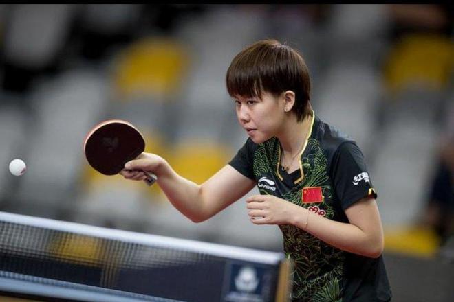 场边观战 场边观战