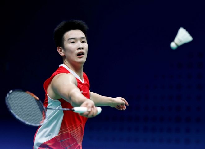 塔图姆急速变向突破后单臂劈扣.