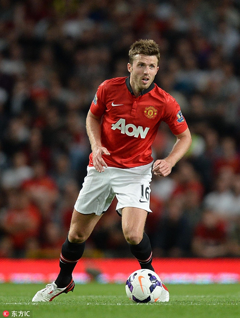 成为全场瞩 成为全场瞩