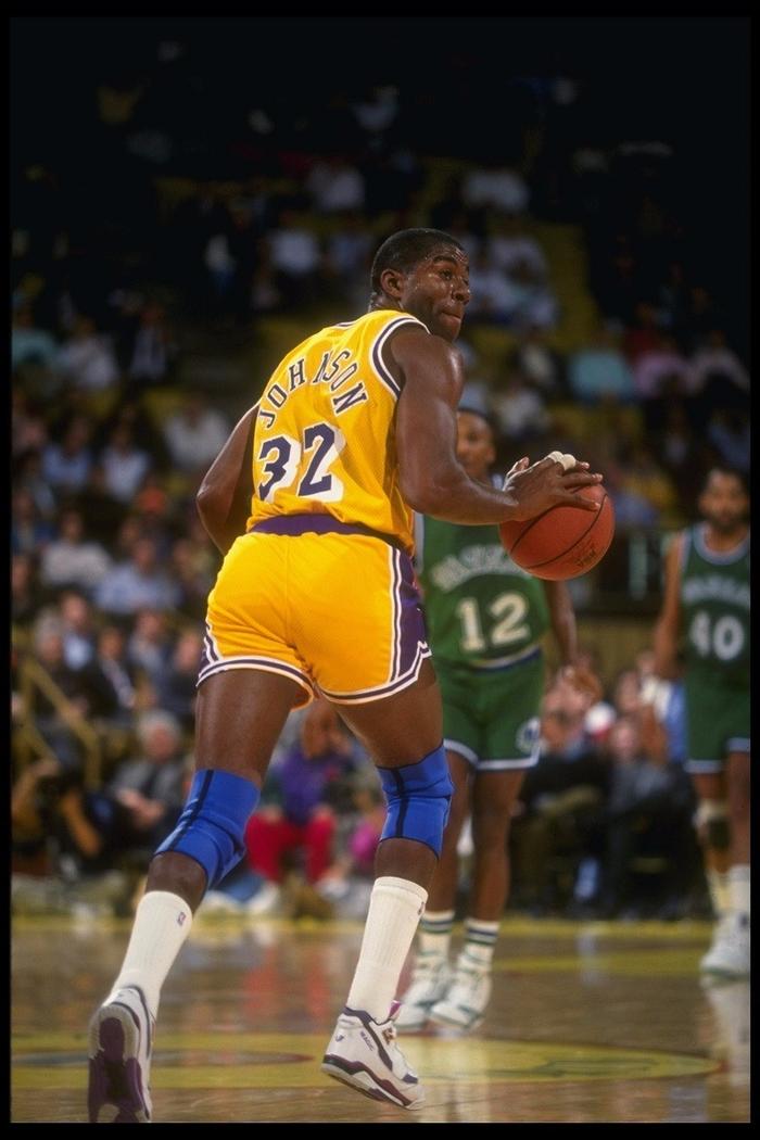 防守时顾此 防守时顾此